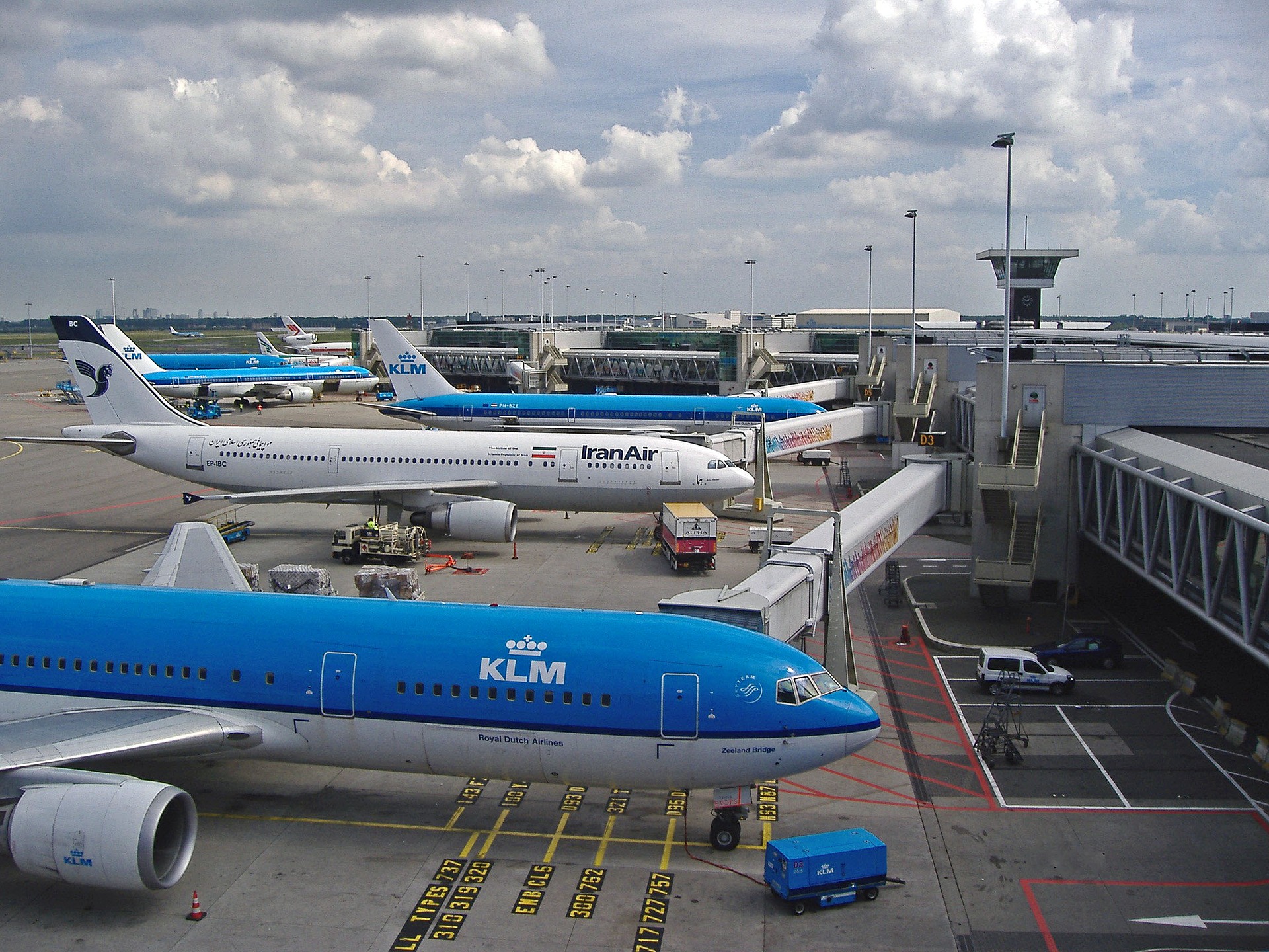 amsterdam airport guide